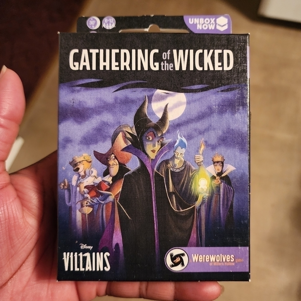 Disney Villains Gathering of the Wicked Card Game New